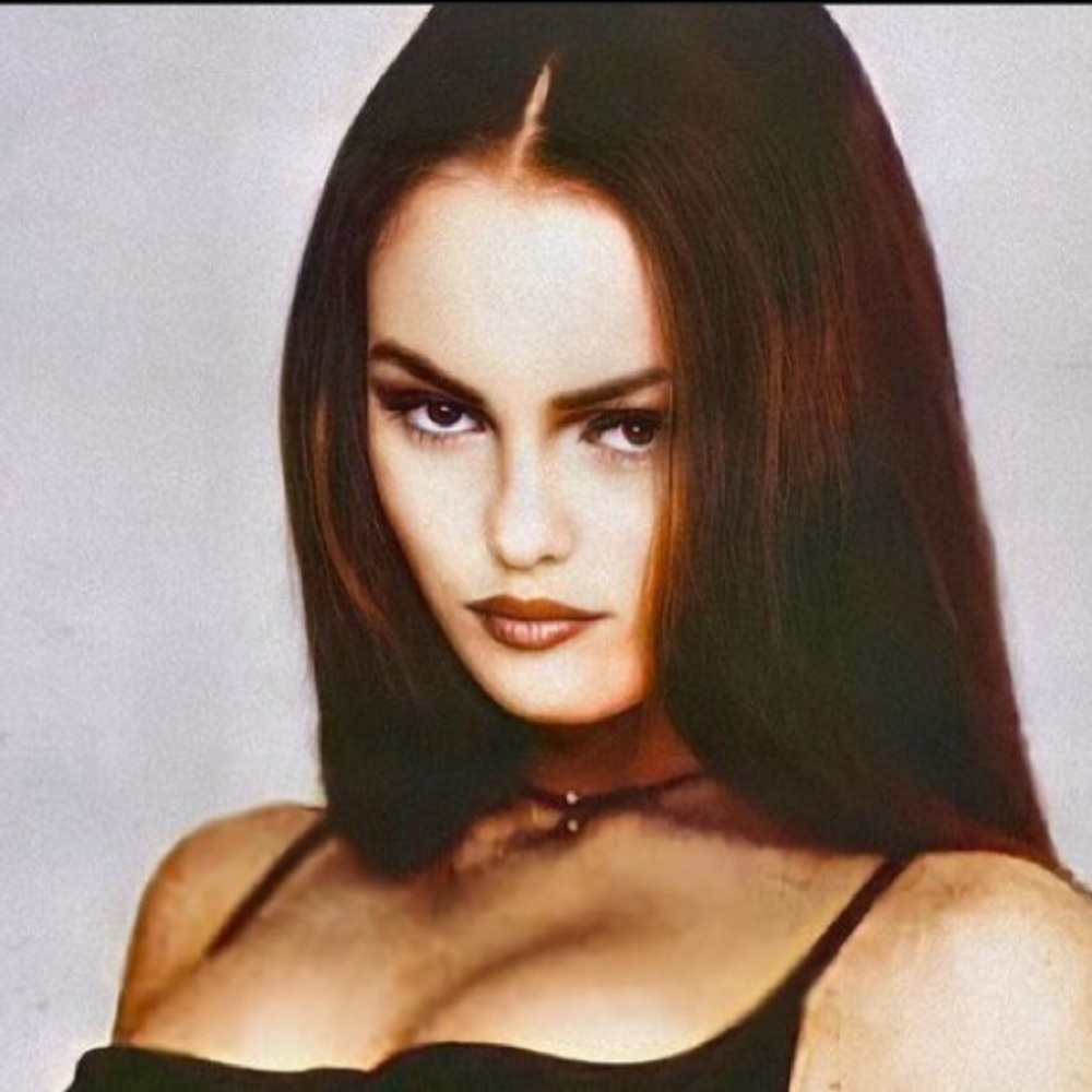 Meet your Posher, Ev